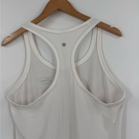 Lululemon Swiftly Tech Racerback 2.0 in White with Miami Graphic | Size 12 - Picture 7 of 8